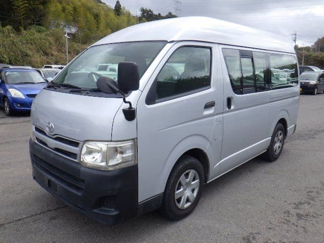 
									2011 TOYOTA REGIUSACE LONG DX
								