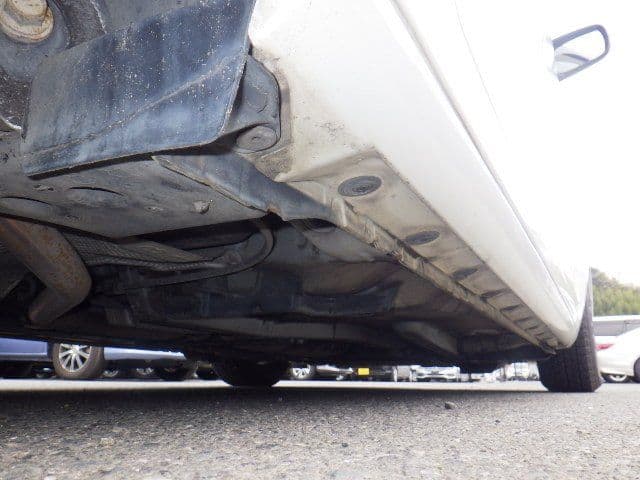 Vehicle SU00001366 large view 19