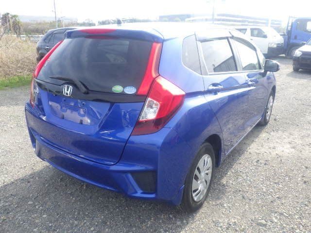 Vehicle SU00001440 large view 6