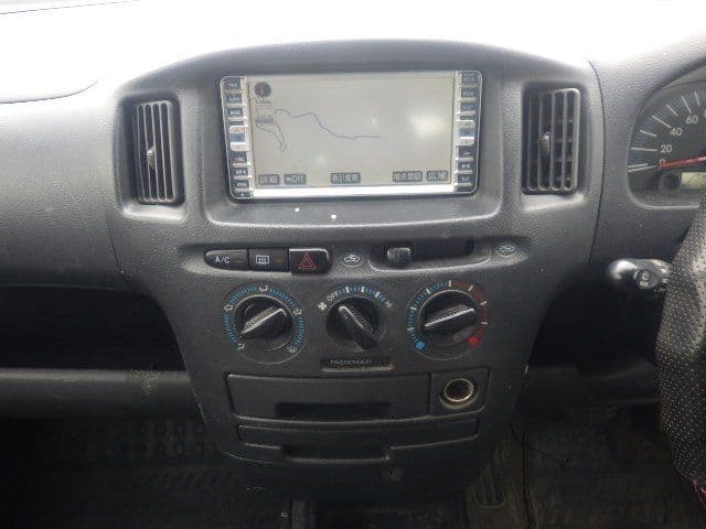 Vehicle SU00001339 large view 30