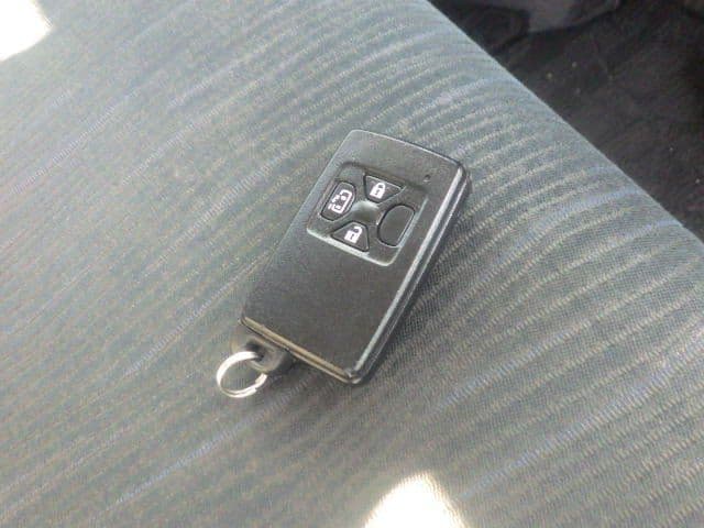 Vehicle SU00001371 large view 34