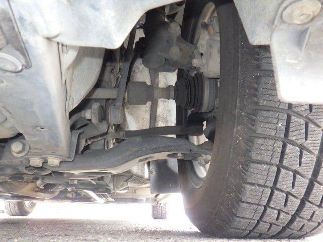 Vehicle SU00001366 large view 16