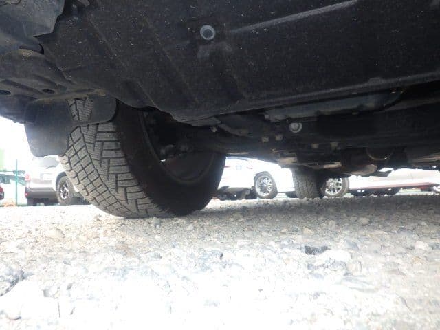 Vehicle SU00001374 large view 18