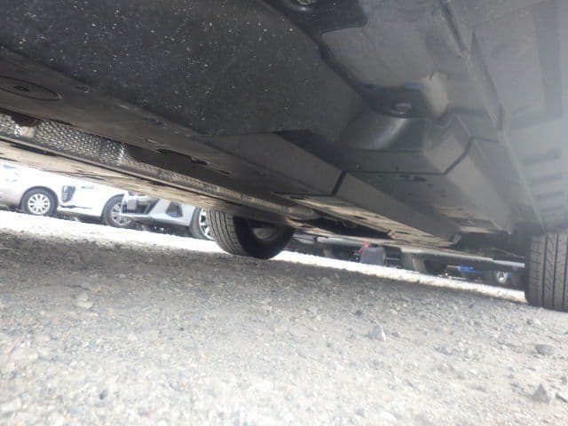 Vehicle SU00001358 large view 18