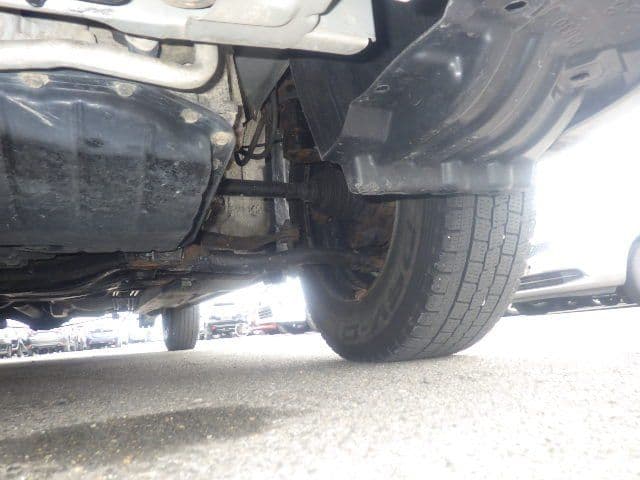 Vehicle SU00001339 large view 14