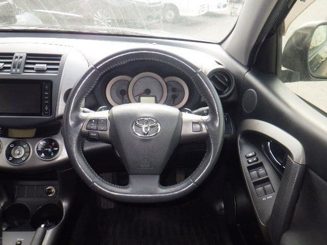 Vehicle SU00001343 large view 26