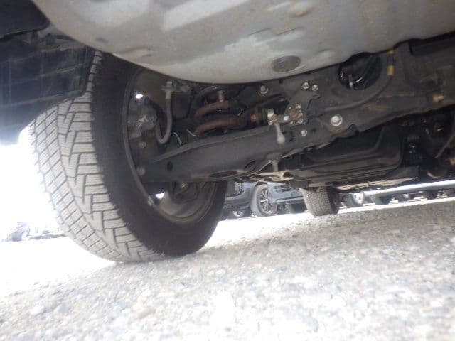 Vehicle SU00001374 large view 15