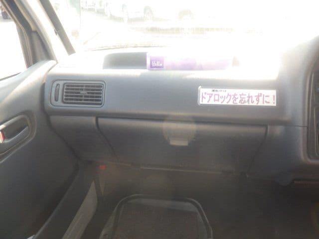 Vehicle SU00001316 large view 26