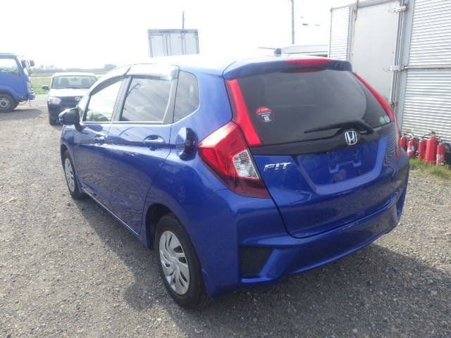 Vehicle SU00001440 large view 4