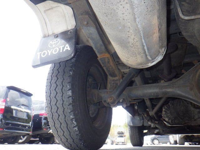 Vehicle SU00001430 large view 17