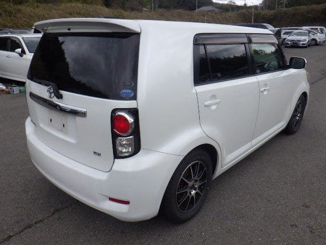 Vehicle SU00001366 large view 6