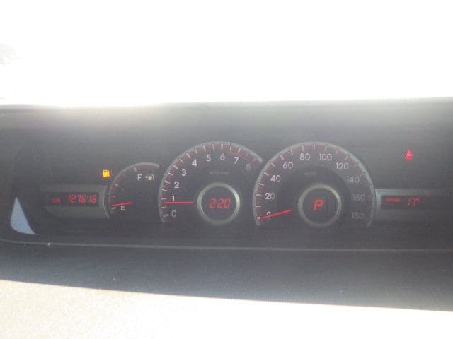 Vehicle SU00001371 large view 29