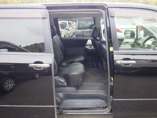 Vehicle SU00001426 large view 23