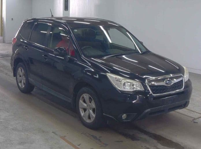 
									2013 SUBARU FORESTER 2.0i-L
								