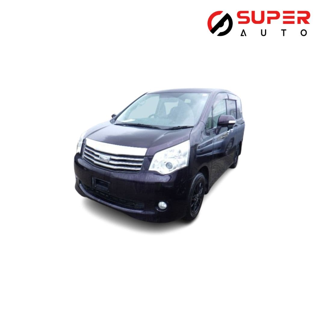 
									2013 TOYOTA NOAH DBA-ZRR70G
								
