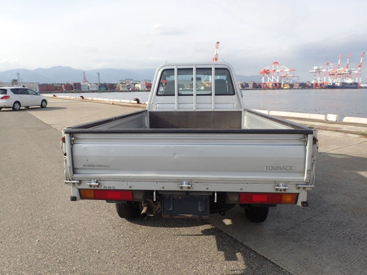 Vehicle SU00001506 large view 5