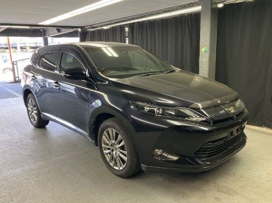
									2014 TOYOTA HARRIER Premium Advanced package
								
