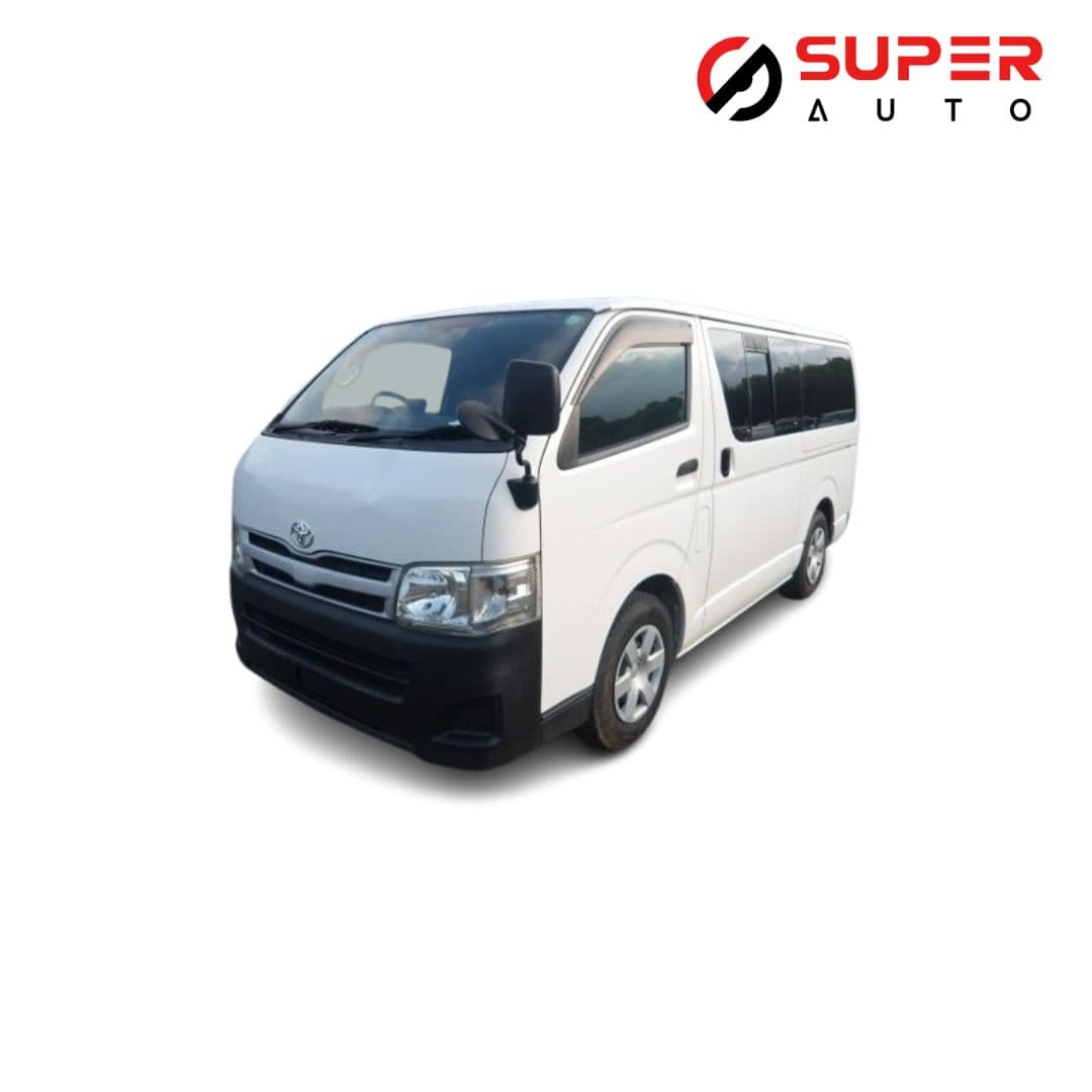 
									2013 TOYOTA HIACE DX
								