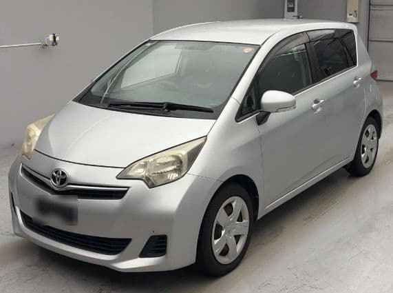 
									2011 TOYOTA RACTIS G
								