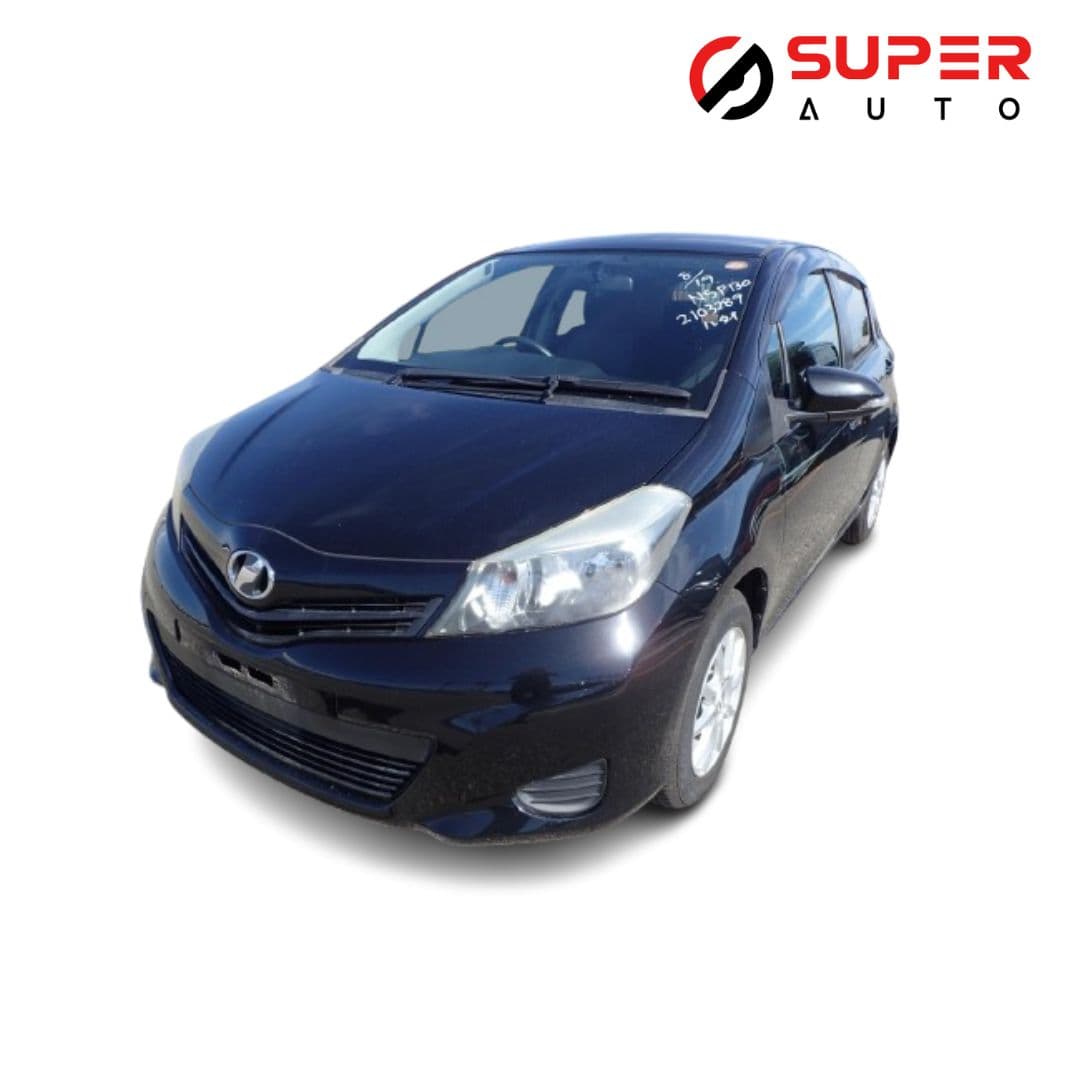 
									2012 TOYOTA VITZ F Smart Stop Package Smile Edition
								