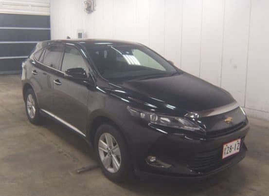 
									2016 TOYOTA HARRIER Elegance
								