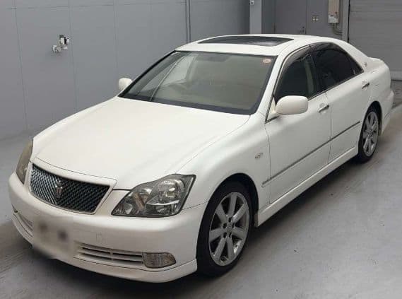 
									2004 TOYOTA CROWN Athlete
								