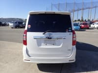 Vehicle SU00001717 thumbnail 4