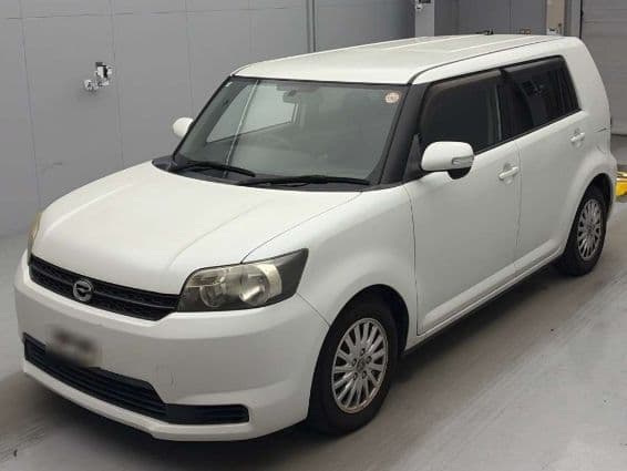
									2010 TOYOTA COROLLA　RUMION 1.5X
								