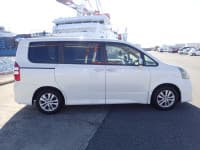 Vehicle SU00001717 thumbnail 6