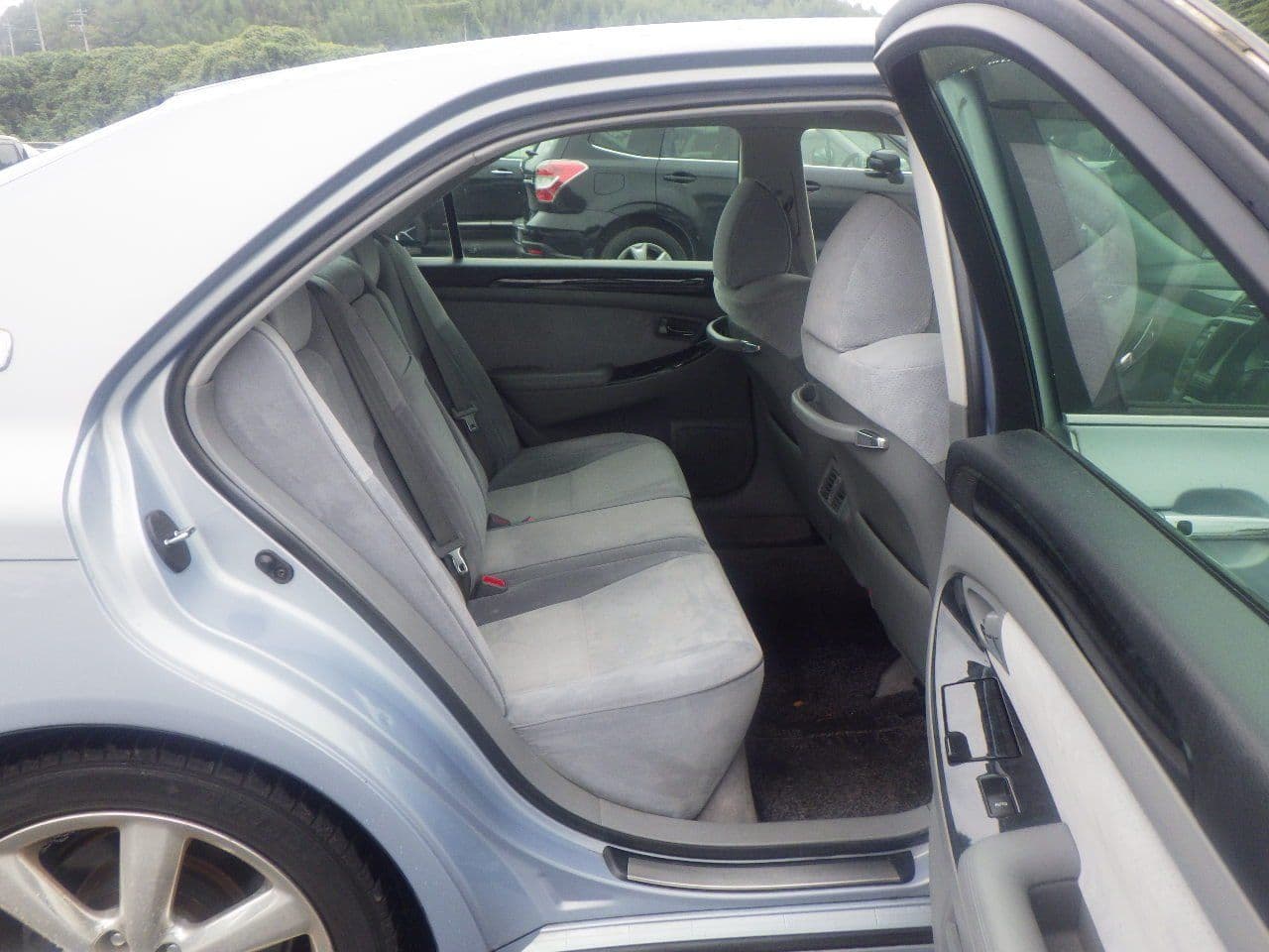 Vehicle SU00001108 large view 20