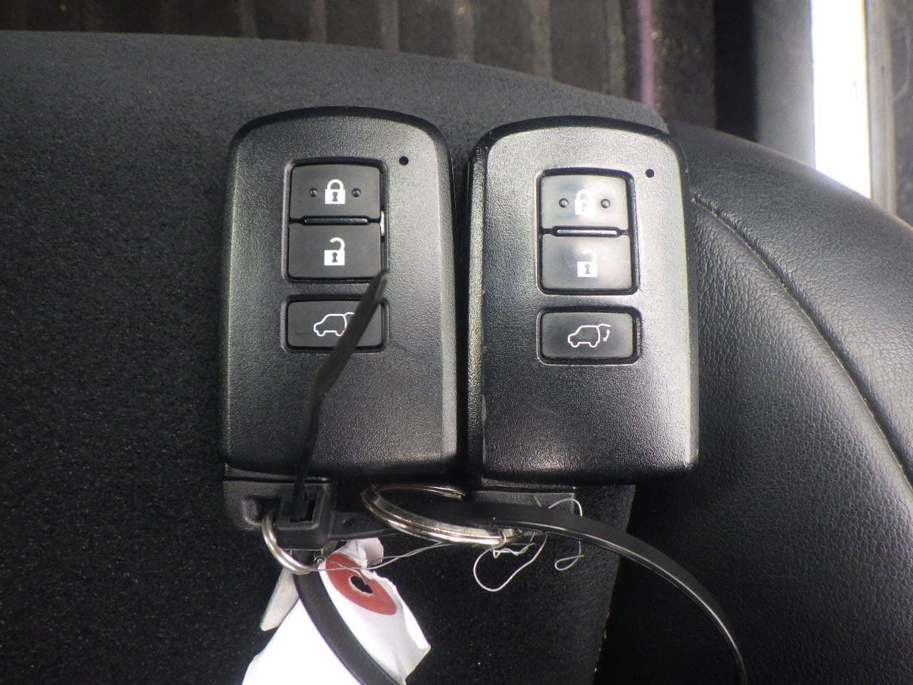 Vehicle SU00001132 large view 33