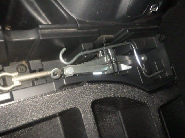 Vehicle SU00001097 large view 34