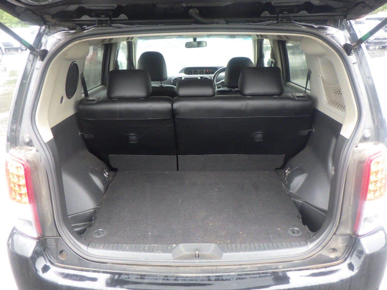 Vehicle SU00001122 large view 22