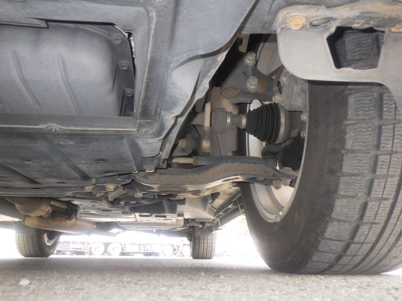 Vehicle SU00001096 large view 15