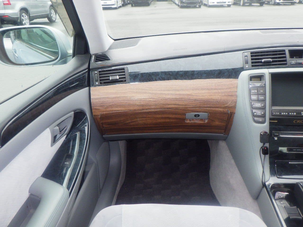 Vehicle SU00001108 large view 25