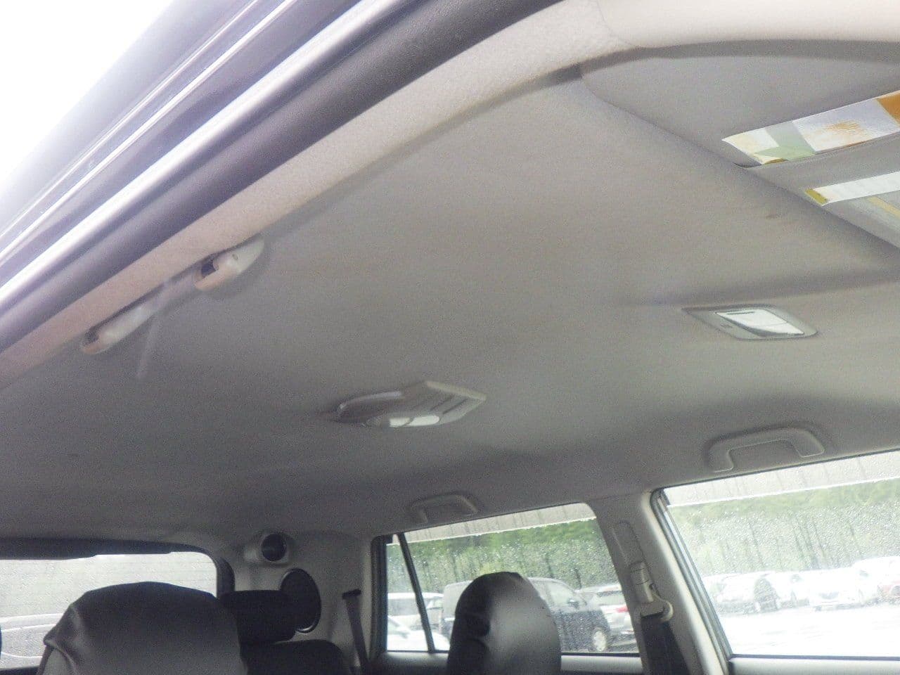 Vehicle SU00001107 large view 24