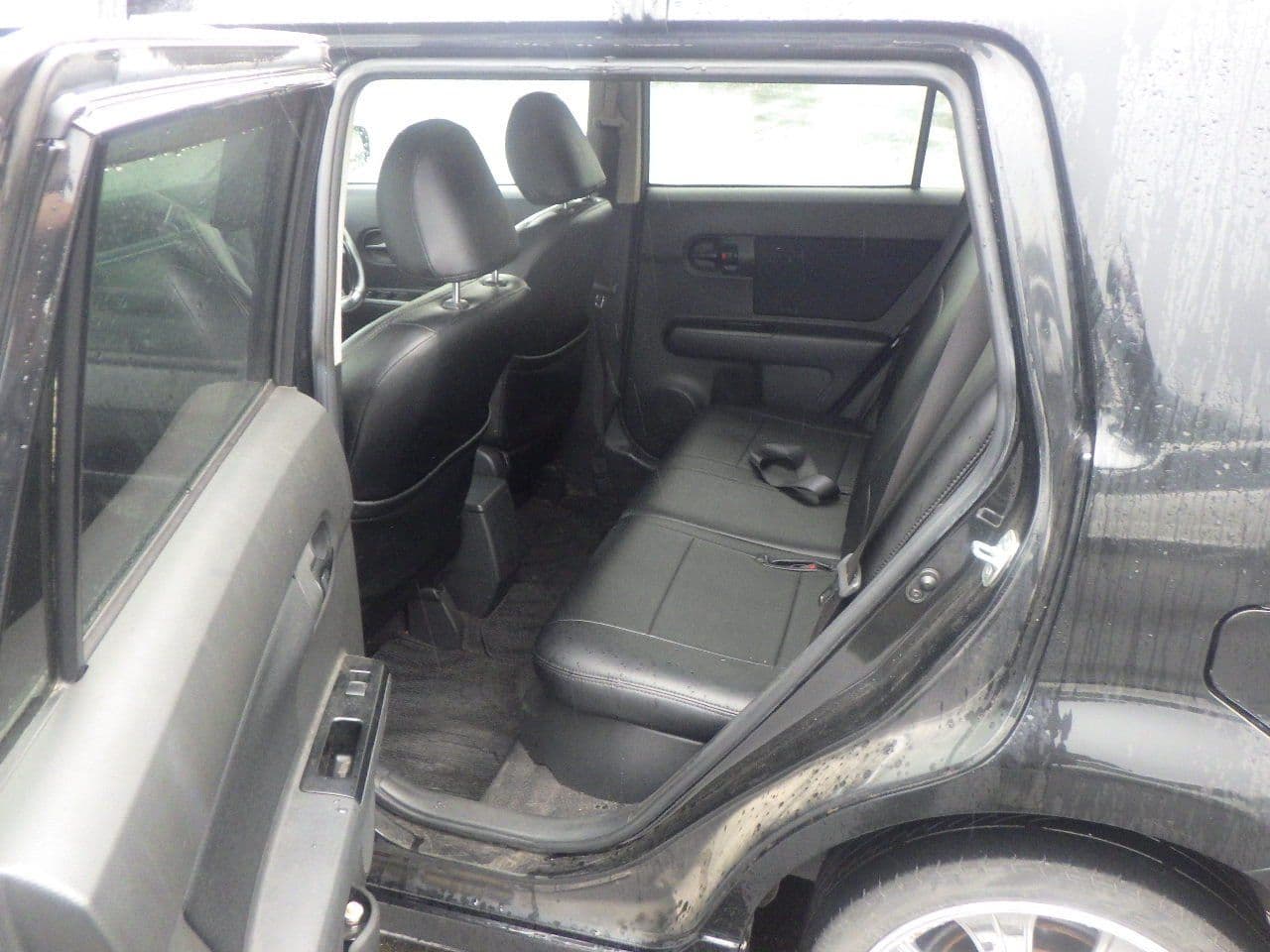 Vehicle SU00001122 large view 23