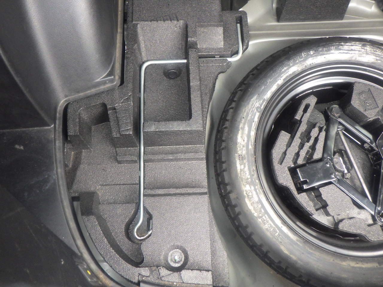 Vehicle SU00001114 large view 33