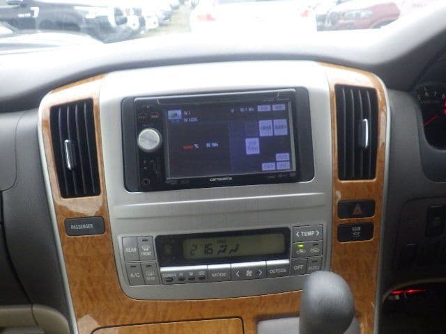 Vehicle SU00001117 large view 30