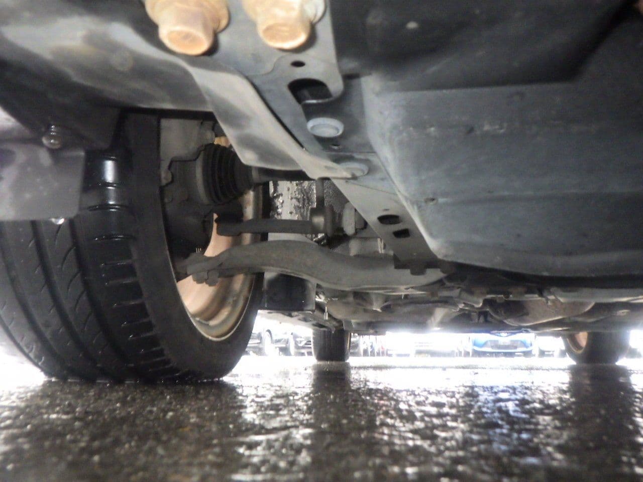 Vehicle SU00001122 large view 14