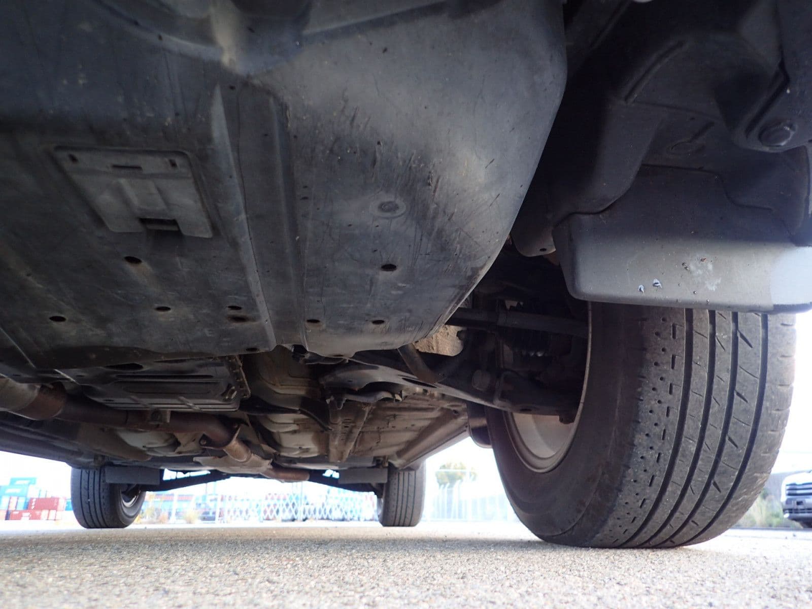 Vehicle SU00001116 large view 15