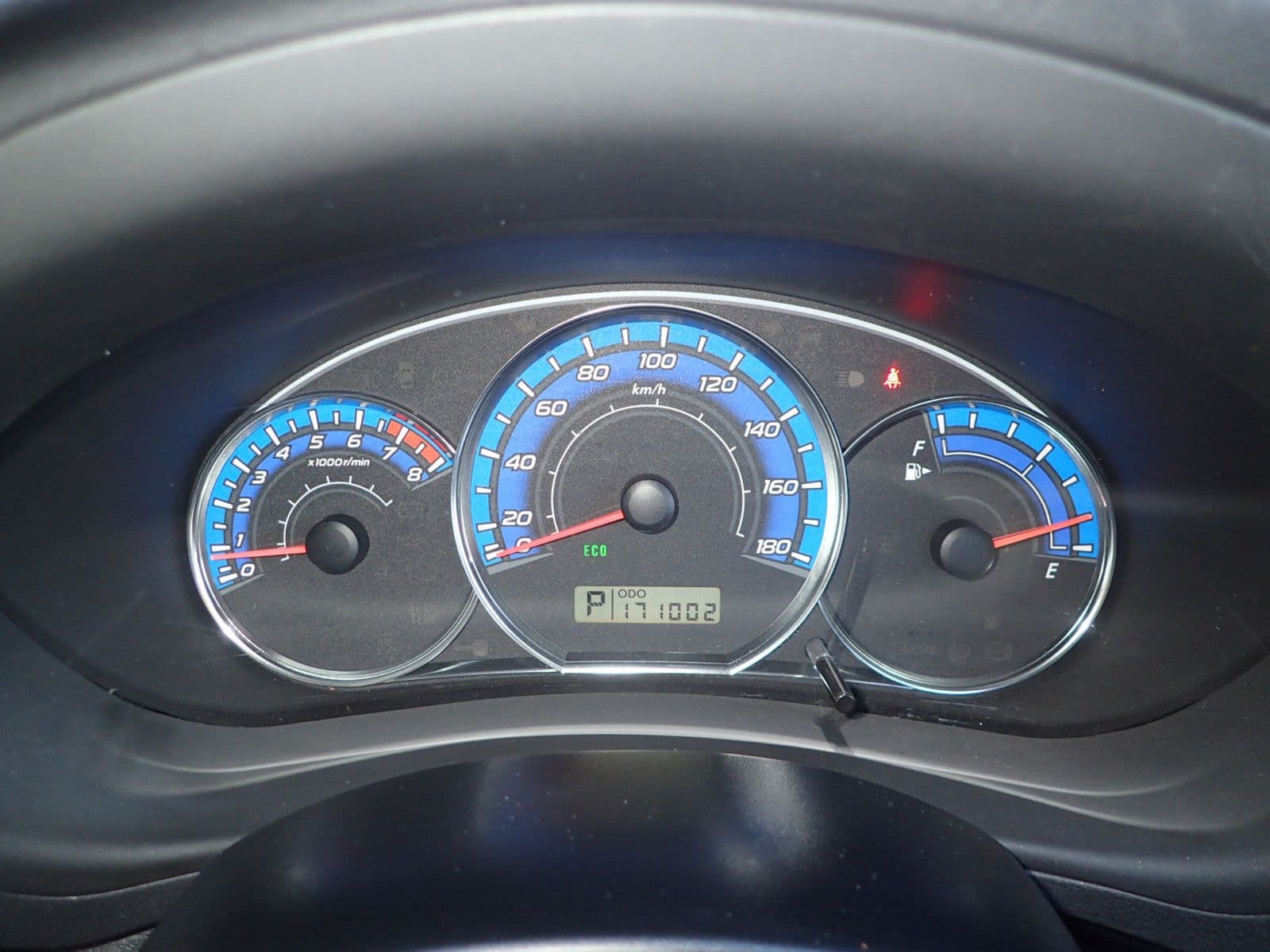 Vehicle SU00001116 large view 28