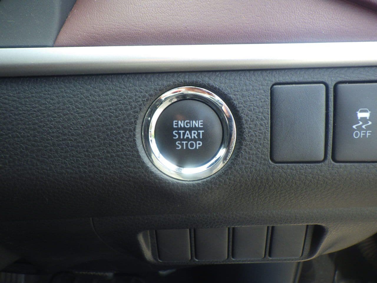 Vehicle SU00001096 large view 33