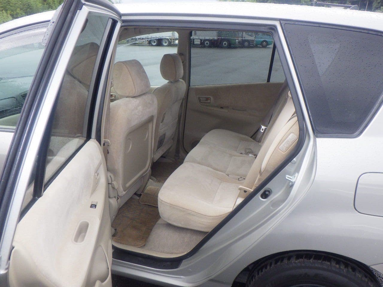 Vehicle SU00001121 large view 23