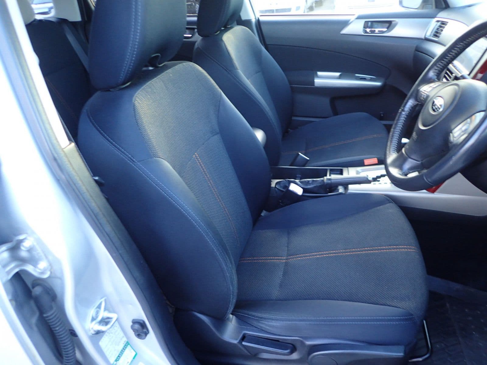 Vehicle SU00001116 large view 20