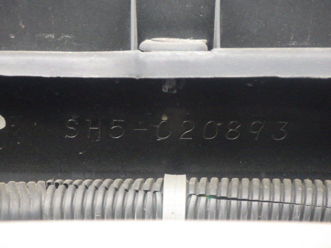 Vehicle SU00001114 large view 34