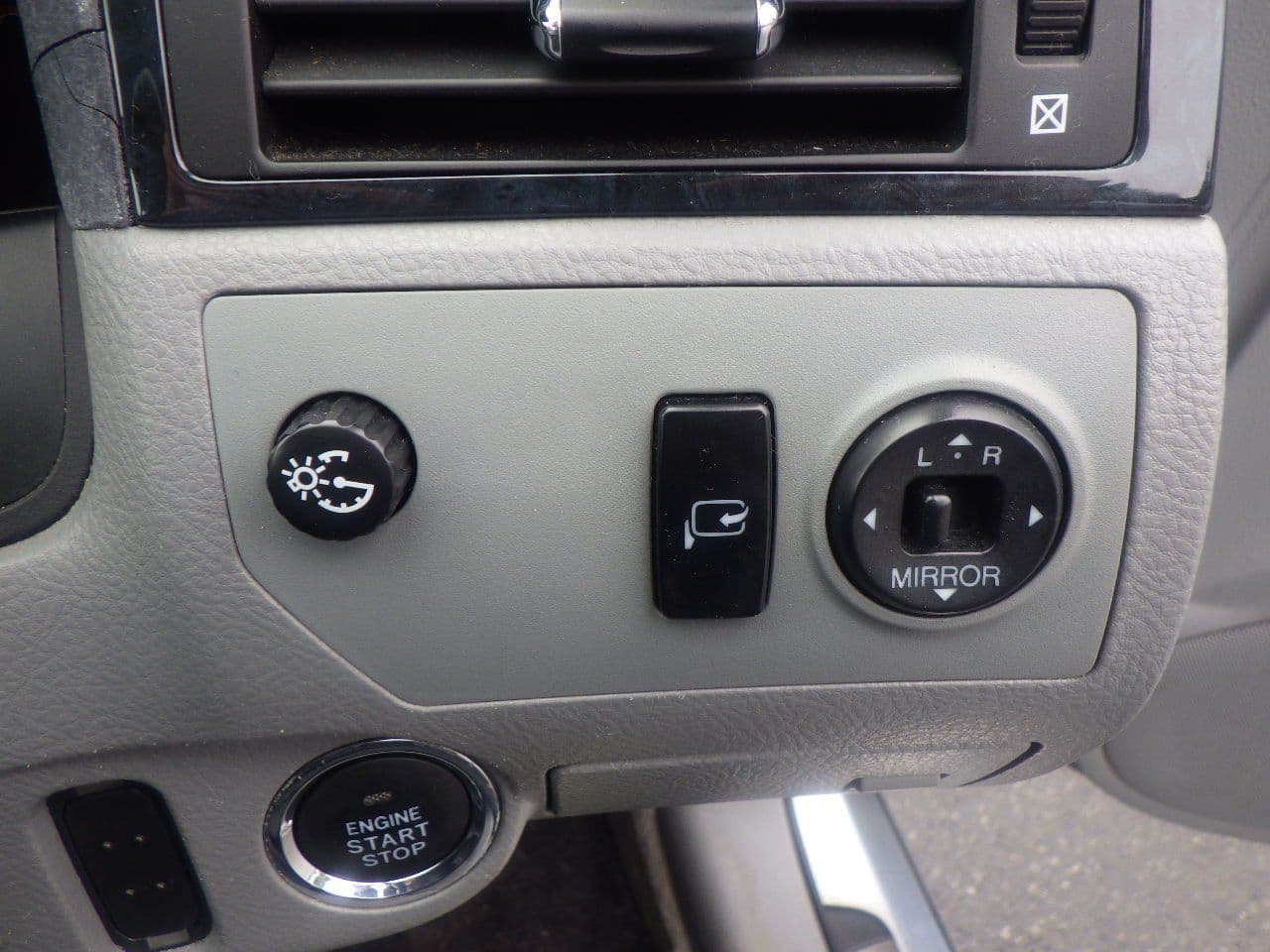 Vehicle SU00001108 large view 33