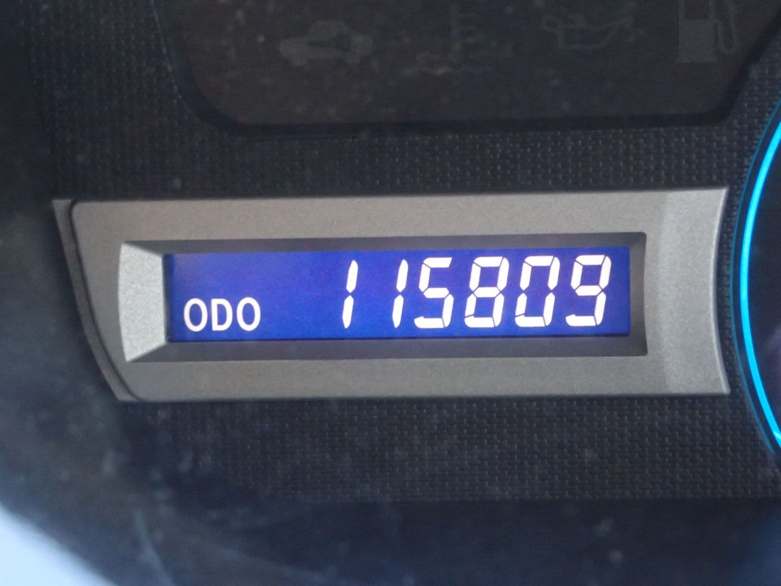 Vehicle SU00001113 large view 30