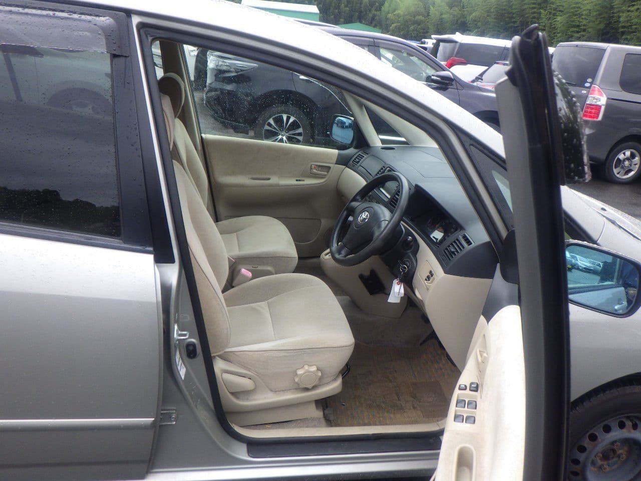 Vehicle SU00001121 large view 20