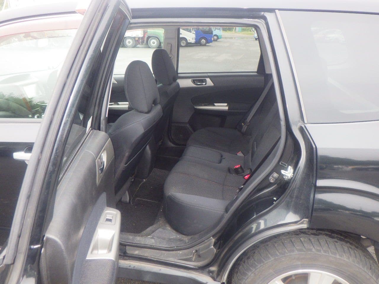 Vehicle SU00001114 large view 20